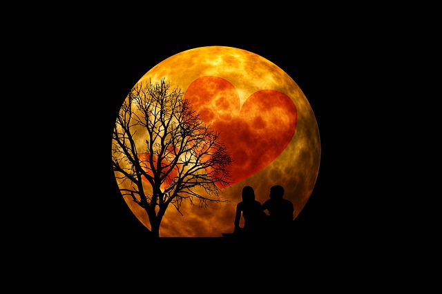 Amore al rosso di luna
